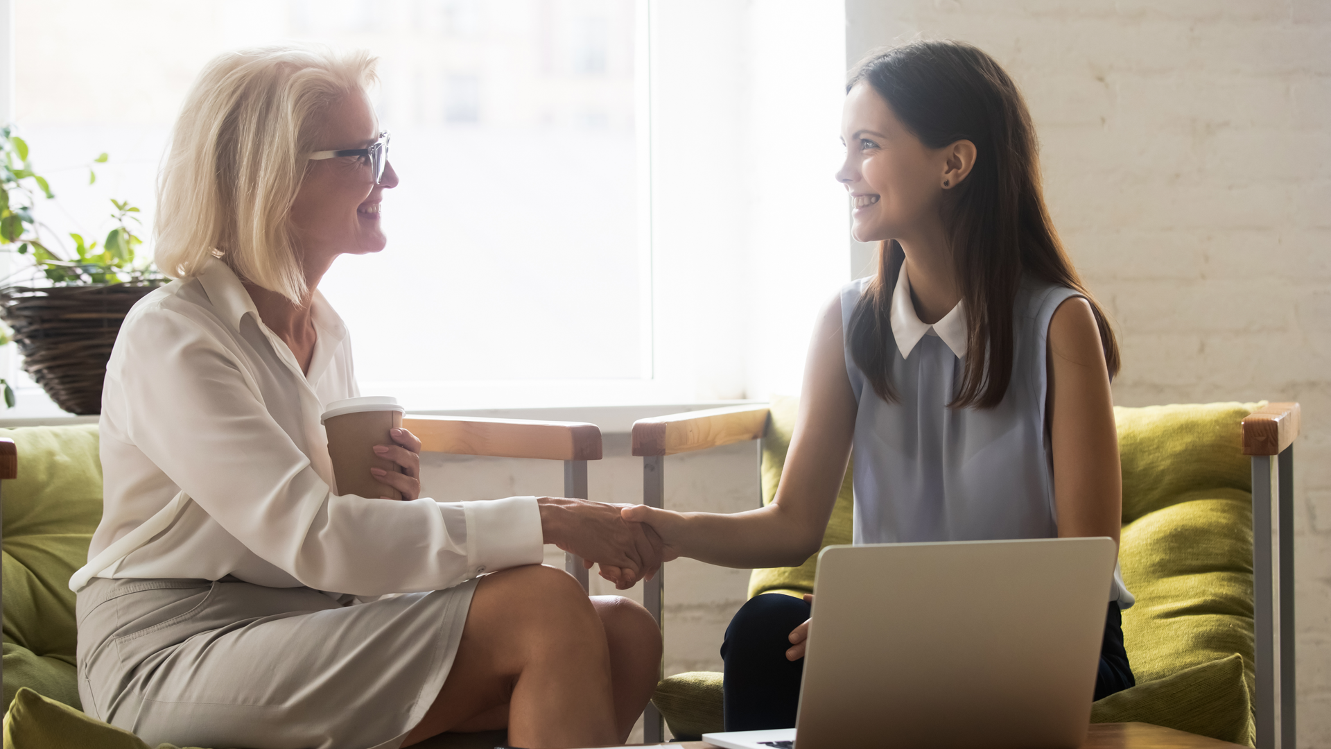 A quelles aides avez-vous droit lorsque vous êtes salarié et atteint d’un cancer ? Conseils, bonnes pratiques et informations dans notre article.